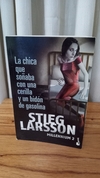 La Chica Que Soñaba Con Una Cerilla Y Un Bidón (usado) - S. Larsson