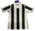 Botafogo-camisa-home-masculina-temporada-2024-2025-Reebok-listrado vertical-zigue-zague-tricô-gola-V-escudo-TPU-Parimatch-calção preto-meias pretas-uniforme. 