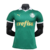  Camisa-player-Palmeiras-home-titular-temporada-2024-2025-patrocinio-Puma-verde-clássico-emblemas-história-branco-mandante-calção-meiões. 