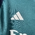 camisa-third-away-Arsenal-temporada-2023-2024-patrocinio-adidas-verde-escuro-azul-marinho-punhos-manga-longa-frisos-escudo-canhão-logo-gola-redonda-botão-sigla-"AFC"-calção-meiões-lançamento. 