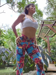 LEGGING TROPICAL RECORTE EMPINA BUMBUM EXCLUSIVO na internet