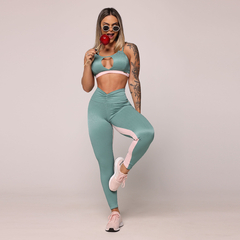 CONJUNTO TOP FLORENÇA COM LEGGING STEP EMPINA BUMBUM JACQUARD 3D CANDY