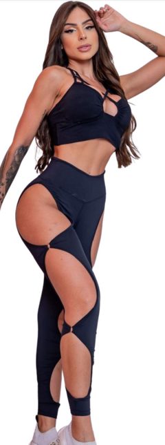 CONJUNTO PRETO FUSO EMPINA BUMBUM ARGOLINHA COM TOP GOTA SUPER STRAPPY