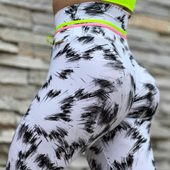 LEGGING COMUM SCRIBBLE EXCLUSIVA - comprar online