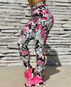 LEGGING EMPINA BUMBUM SKULL ROSES EXCLUSIVA