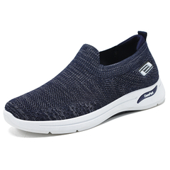 Tênis ortopédico masculino Comfort Sneakers® na cor azul marinho, com design moderno e confortável.