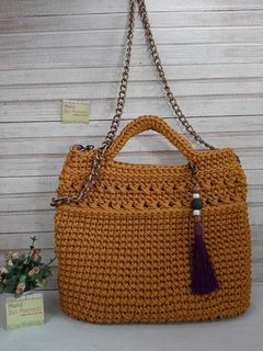 Bolsa de crochê fio náutico mostarda com 1 modelo alça Ref 124