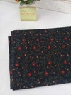Tecido importado MARAVILHOSO 50 x 1,10 largura preto com mini flor vermelho