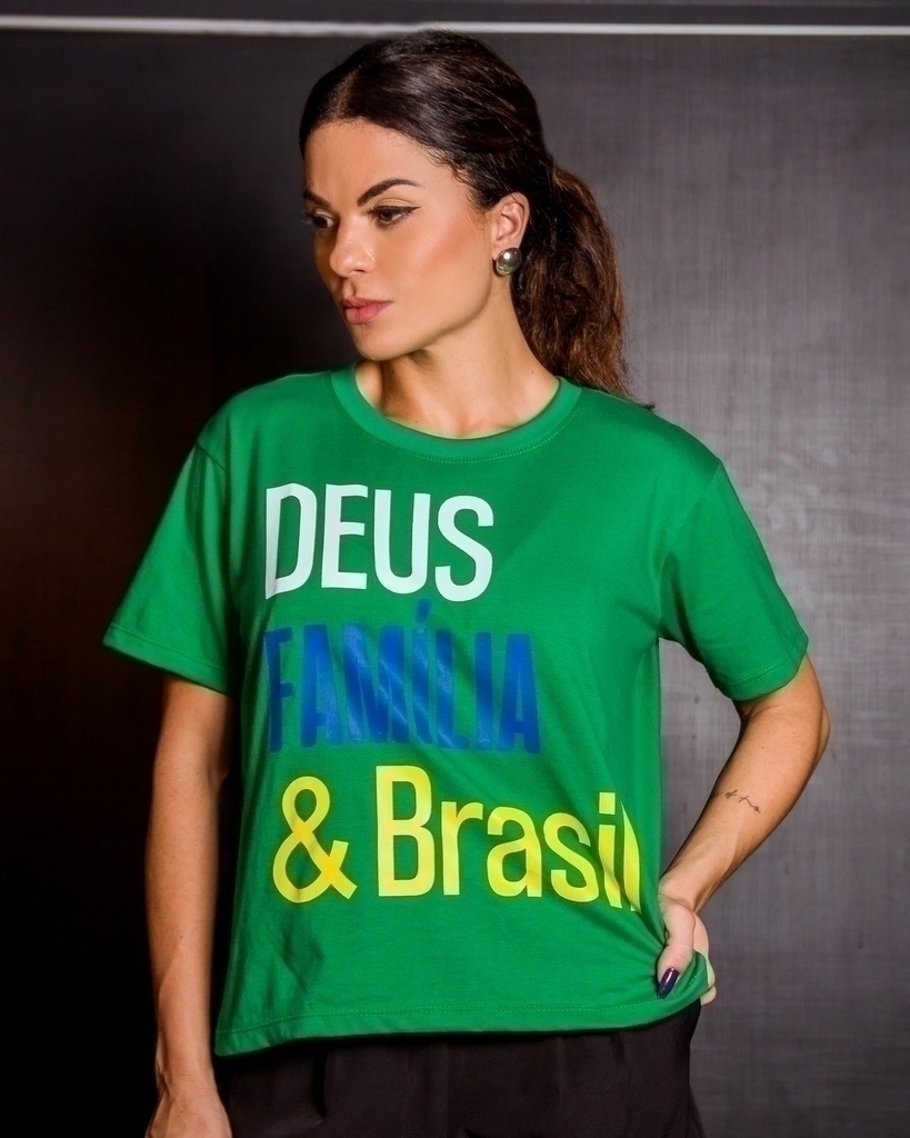 Camiseta BRASIL - Feminina - Comprar em Lucinha Correia