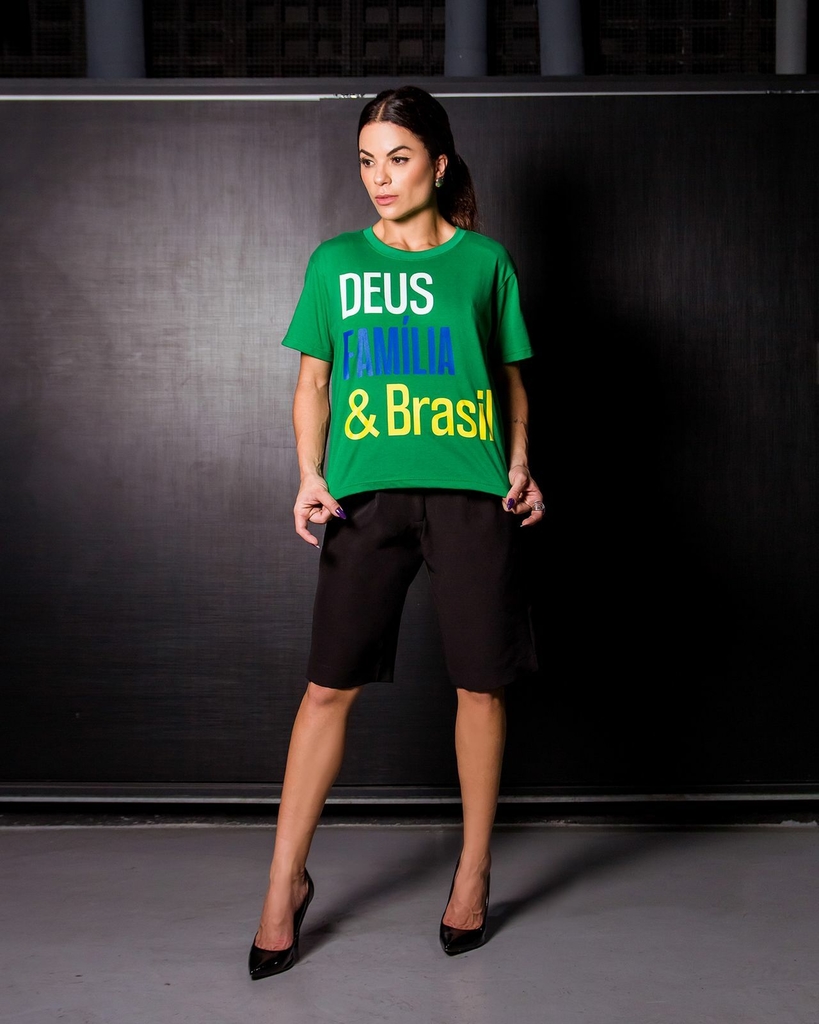 Camiseta BRASIL - Feminina - Comprar em Lucinha Correia