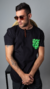 Camiseta Com Bolso Cannabis Maconha Verde - comprar online