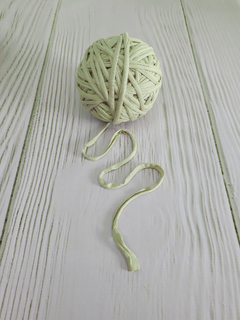 Trapillo ovillado * verde pistacho (596) en internet