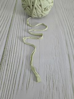 Trapillo ovillado * verde pistacho (596)