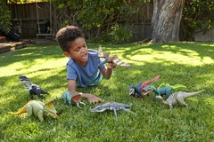 Imagen de Jurassic World Dominion Roar Strikers Black Rajasaurus Mattel