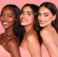 VALENTINE'S HEY SUGAR BLUSH STICK oKYLIE VALENTINE'S COLLECTION en internet