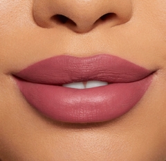 **PRE-ORDEN ** KYLIE COSMETICS -POSIE K VELVET LIP - comprar en línea