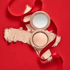 *PRE-ORDEN* KYLIE HOLIDAY COLLECTION • HOLIDAY HIGHLIGHTER - Beauty Glam by Kar