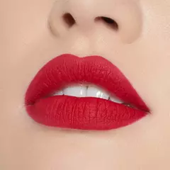 *PRE-ORDEN* NEW KYLIE HOLIDAY COLLECTION • HOLIDAY DASHING MATTE LIP KIT - comprar en línea