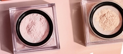 **PRE ORDEN**HUDA BEAUTY Easy Bake Loose Baking & Setting Powder. “NEW SHADES” - tienda en línea