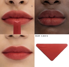 **PRE ORDEN** Prada Beauty -Monochrome Soft Matte Refillable Lipstick limited Edition* en internet