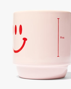 Imagen de **PRE ORDEN** Glossier- Three Eyed Smiley Mug