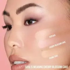 **PRE ORDEN** HUDA BEAUTY -Easy Bake and Snatch Pressed Talc-Free Brightening and Setting Powder