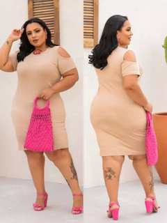 Vestido Midi Canelado Recorte Na Manga Plus Size Amêndoa