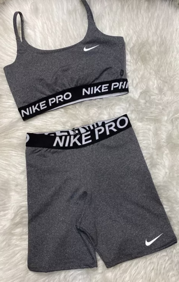 Conjunto Short + Top Nike Pro