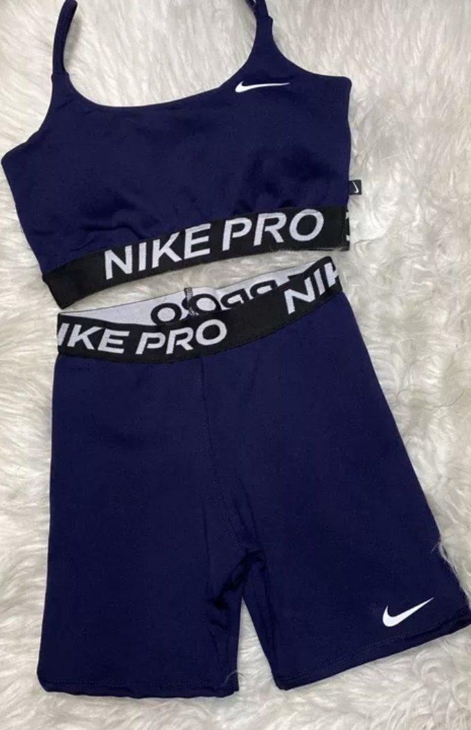 Conjunto Short + Top Nike Pro