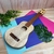 Violão para bebês e crianças - Instrumentos musicais para brincar - Amantes da Educação - Brinquedos Montessori, Waldorf, Pikler e Reggio Emilia