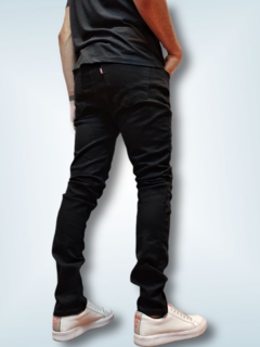Pantalon Levis 510 Skinny Black Black - comprar online