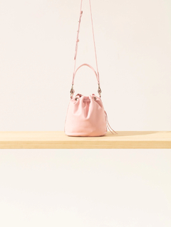 BUCKET BAG LIPSTICK (JAZMIN CHEBAR) - She Tendencias