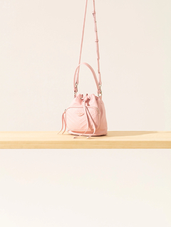 BUCKET BAG LIPSTICK (JAZMIN CHEBAR) - tienda online