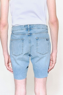 H SHORT NINETIES VINTAGE BLUE / (AY NOT DEAD) - comprar online