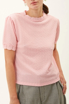 REMERA BENEDETTA (LAS PEPAS) - comprar online