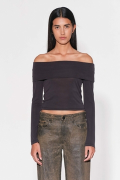 TOP OFF SHOULDER AGNES (AY NOT DEAD) en internet