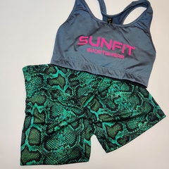 SHORT con FRUNCE + CORTE V "REPTIL GREEN" - SUNFIT Sportswear
