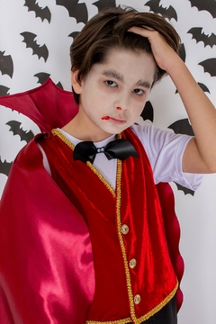Fantasia Vampiro Masculina de Halloween Completa Com Capa no Shoptime