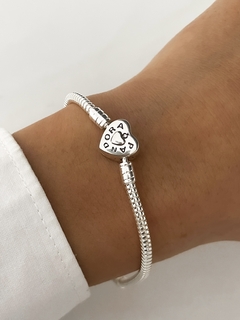 Pulsera corazón con piedras y liso