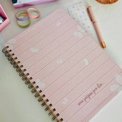 Caderno rosa borboleta