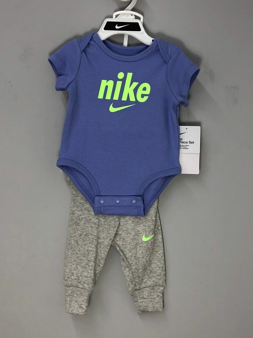 Nike for sales toddlers clothes