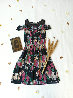 Vestido midi preto floral Perola - P