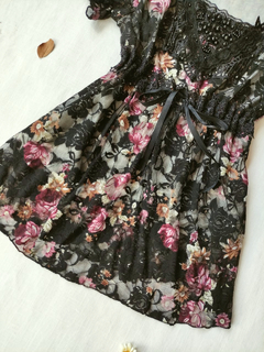 Blusa de tule floral Encanto - P/M na internet