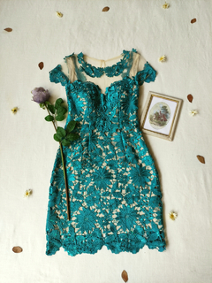 Vestido midi em renda verde petróleo - M - Themargare