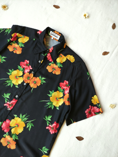 Camisa preta floral vintage - GG