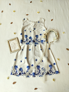 Vestido branco e azul floral tubinho - M