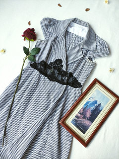 Vestido vintage tubinho transpassado vichy boneca - M