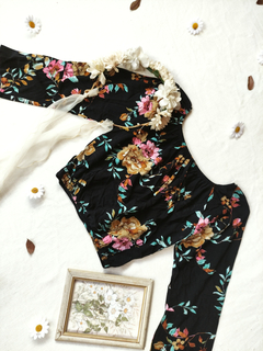 Blusa cropped preto floral - P - loja online