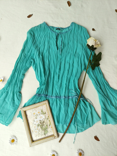 Blusa verde tiffany amassadinha fada - P