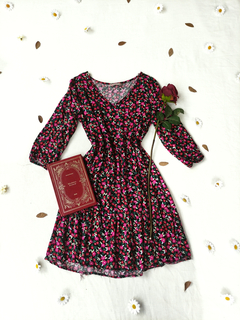 Vestido preto floral romântico - P/M